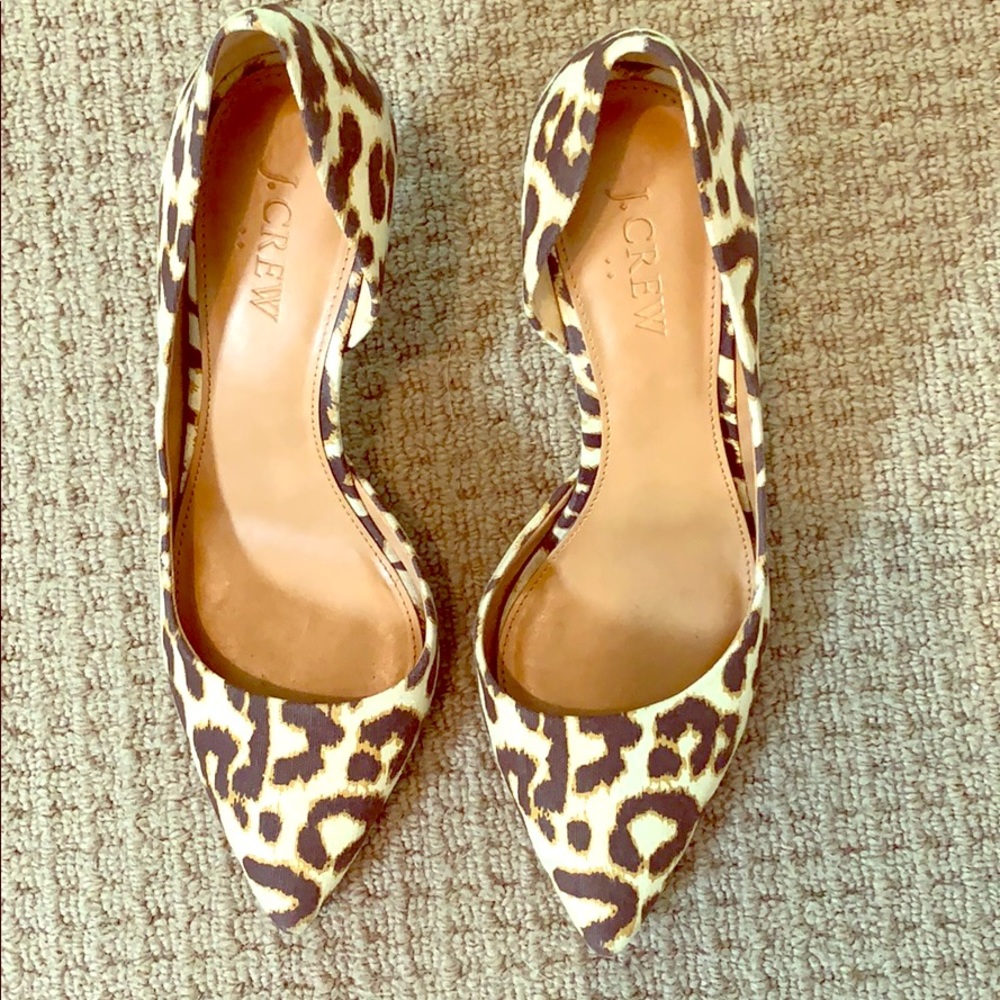 Leopard Print D’orsay Pumps